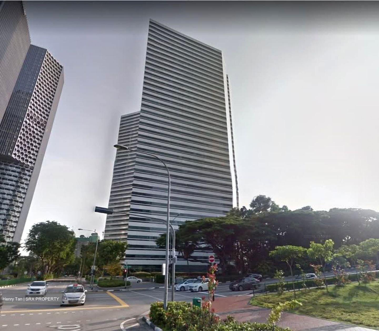 Gateway West (D7), Office #626373171